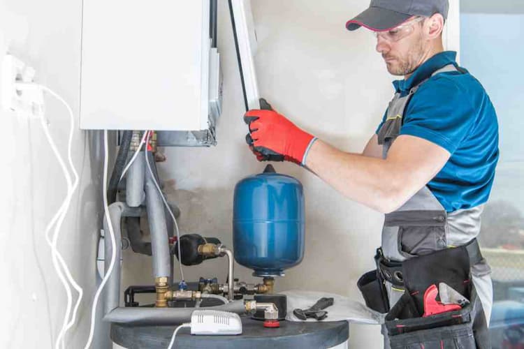 Geyser Servicing Near Me: Find Reliable Maintenance Services Reliable Geyser Servicing Near You: Keep Your Water Heater Efficient and Long-Lasting